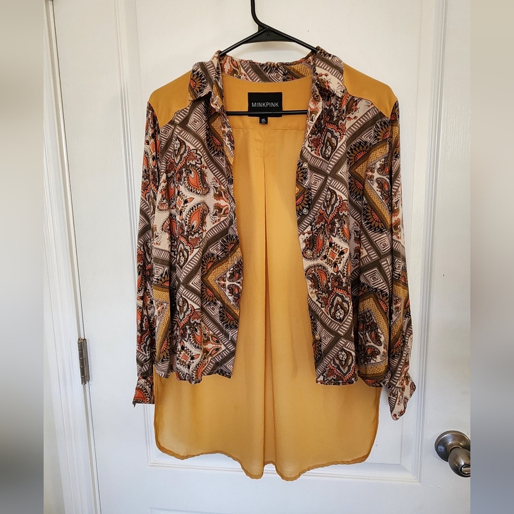 Minkpink abstract pattern tunic.